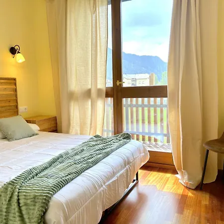 Apartamento D'estil Pirineic Amb Vistes Uniques By Rural D'aneu Esterri d'Àneu