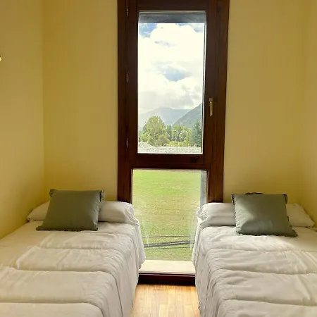 D'estil Pirineic Amb Vistes Uniques By Rural D'aneu Apartamento *